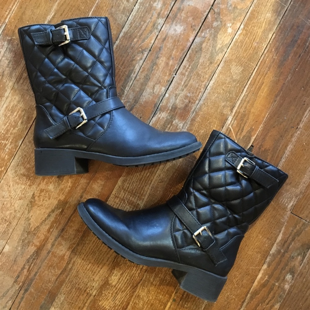 Dana Buchman Black Boots
